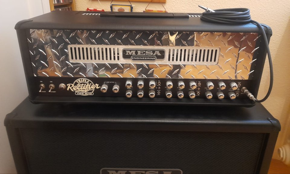 Mesa Boogie Triple Rectifier 150W Head de segunda mano · Foto 1 de 2 · Ciudad Real · 1800 €