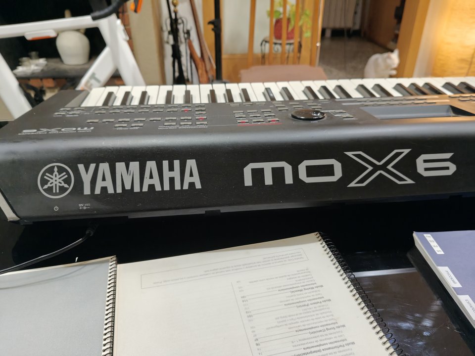 Yamaha Mox 6 Con FlightCase de los buenos +. 70€