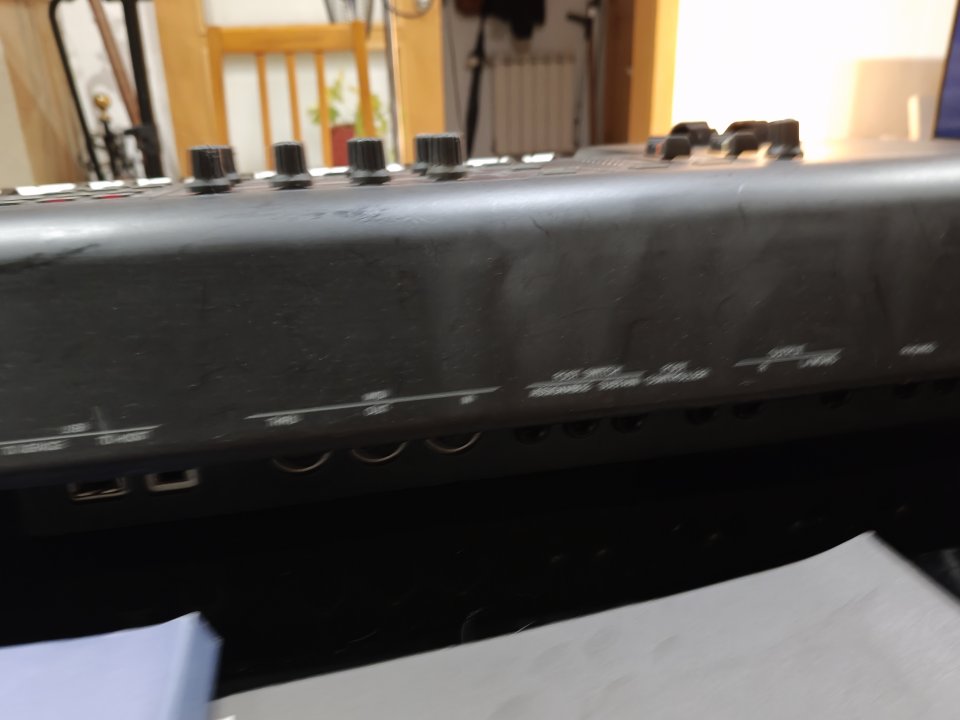 Yamaha Mox 6 Con FlightCase de los buenos +. 70€