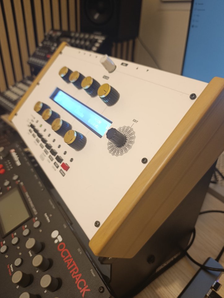 Mutable instruments ambika