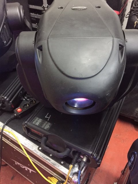 6 Cabezas moviles spot 700W