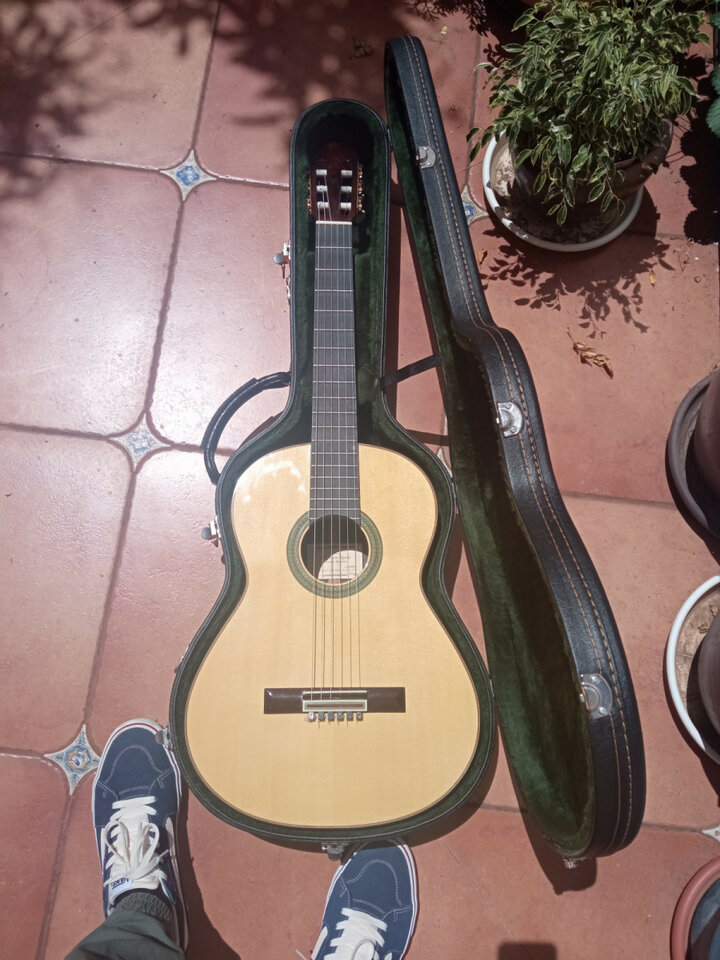 Guitarra Clásica Ángel Benito Aguado. Modelo Marieta