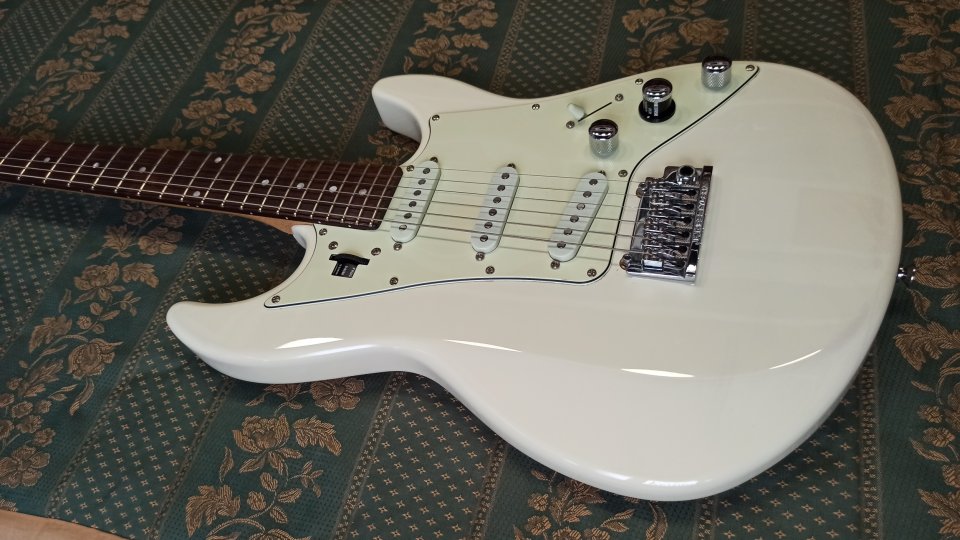 Line 6 JTV-69S OW James Tyler Variax SSS