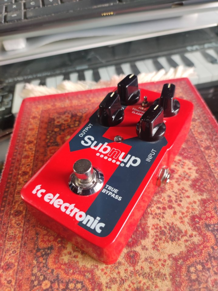 TC Electronic Sub'N'Up Octaver Pedal