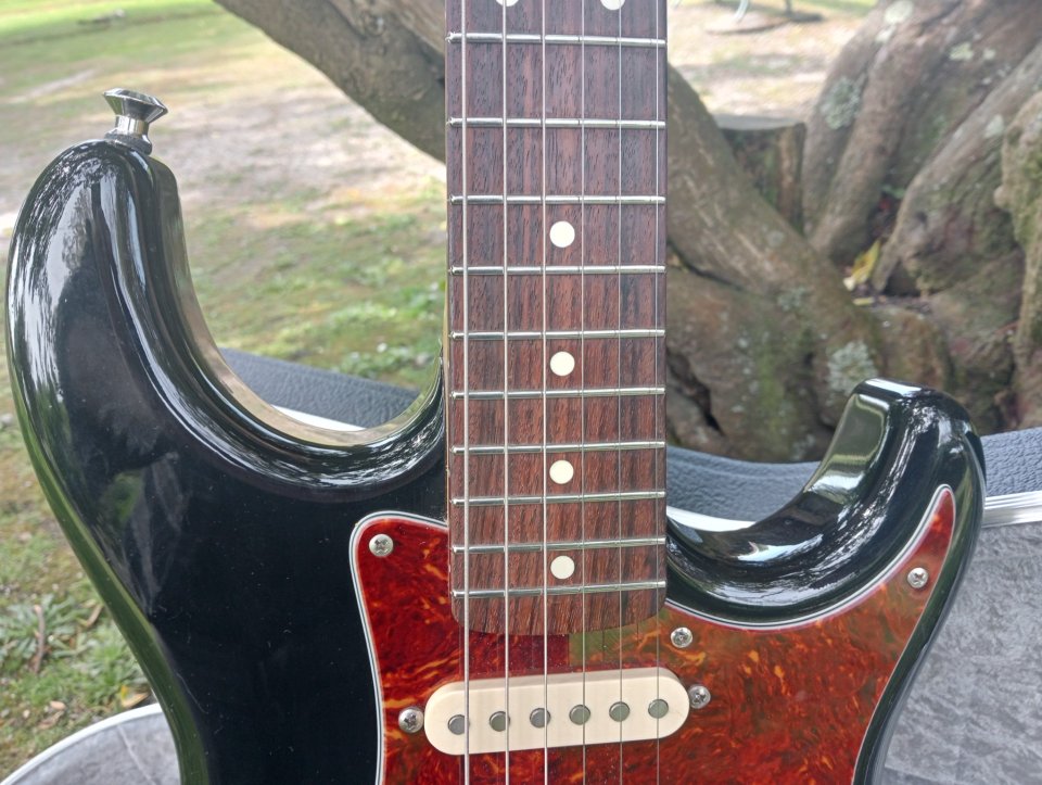 Estratocaster Masterbuild Ruokangas VSOP Classic 2016 Black. de segunda mano · Foto 1 de 10 · A Coruña