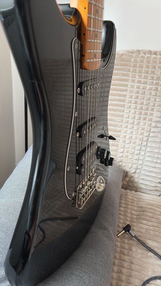 SQUIER CLASSIC VIBE 70s STRATOCASTER HSS 2024 DIC 24 de segunda mano · Foto 4 de 7 · Madrid · 280 €