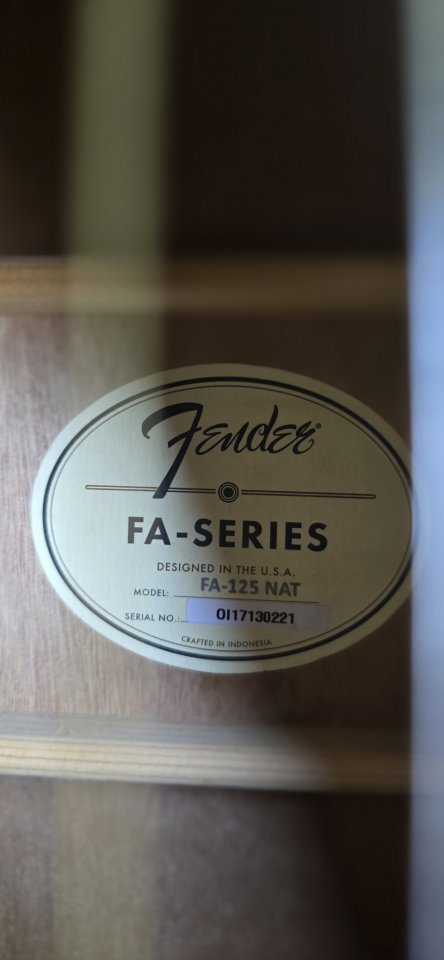 Fender Acústica de segunda mano · Foto 2 de 10 · Madrid · 90 €