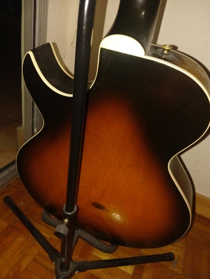 Gibson Howard Roberts Jazz Fusión III de 1992 de segunda mano · Foto 5 de 7 · Valencia · 2700 €