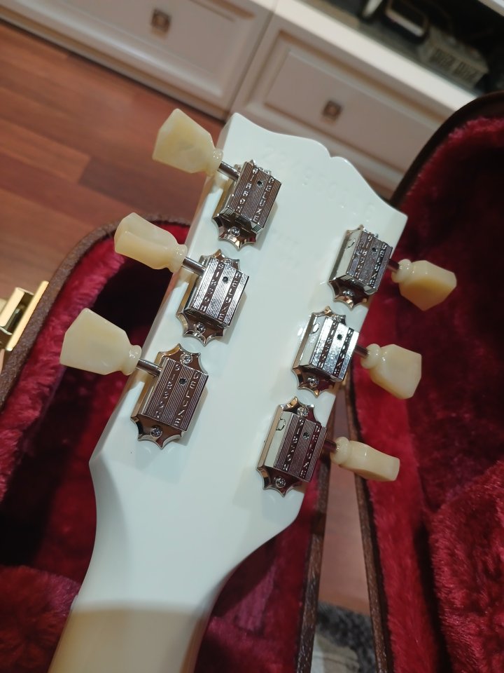 Gibson USA SG Standard '61 "Original Collection" Custom Color Classic White de segunda mano · Foto 8 de 10 · Jaén · 1800 €