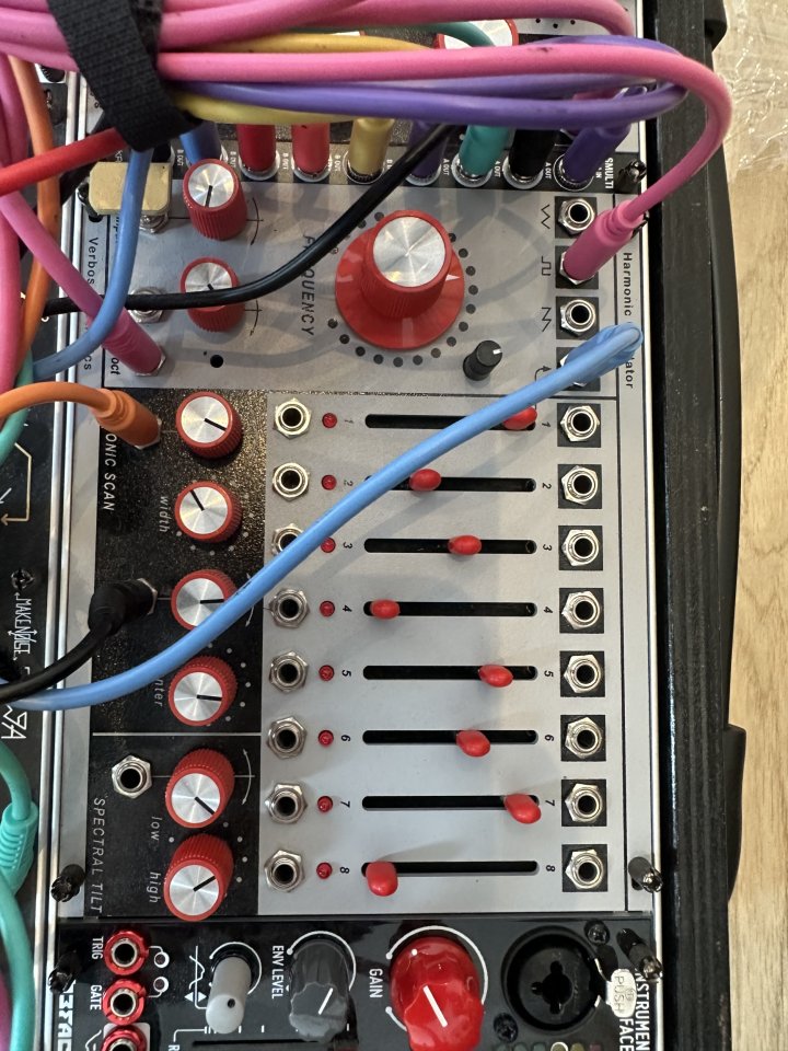 Verbos Electronics Harmonic Oscillator (Eurorack) de segunda mano · Barcelona · 710 €