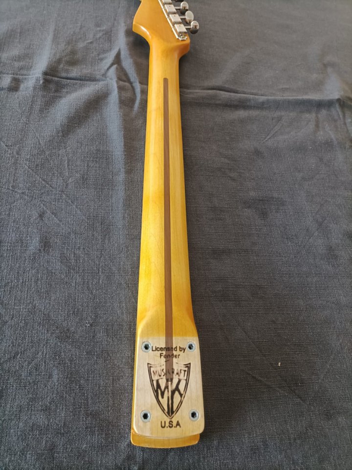 Mastil Stratocaster Musikraft // Retirado