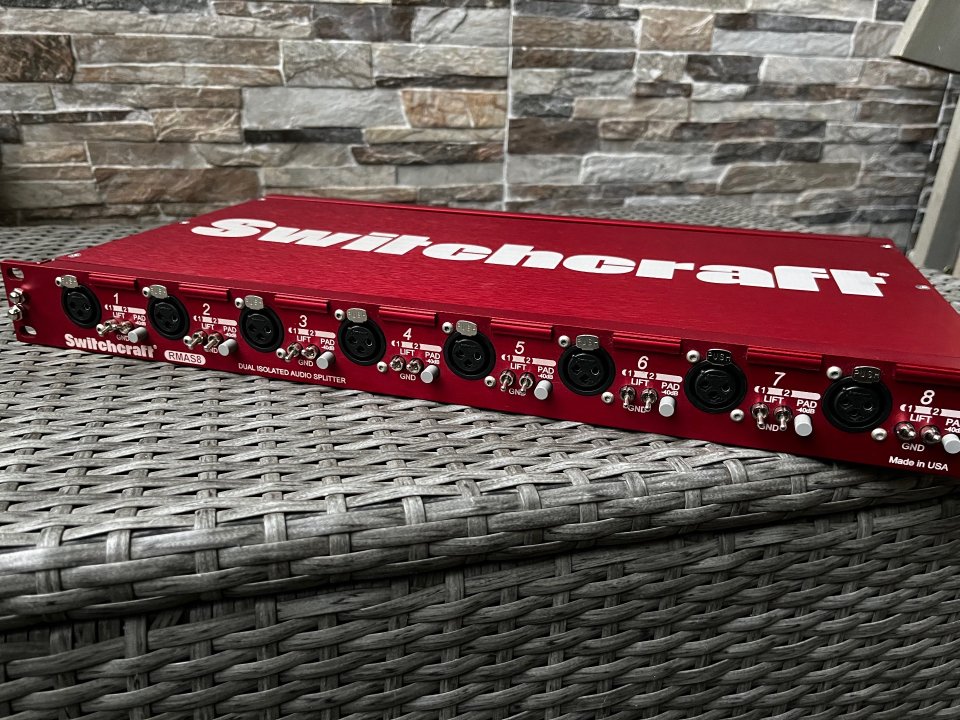 Switchcraft RMAS 8, splitter micro / línea 8 canal