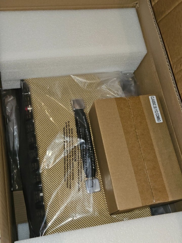 Peavey classic 20 combo Nuevo!! de segunda mano · Foto 3 de 10 · Murcia · 730 €