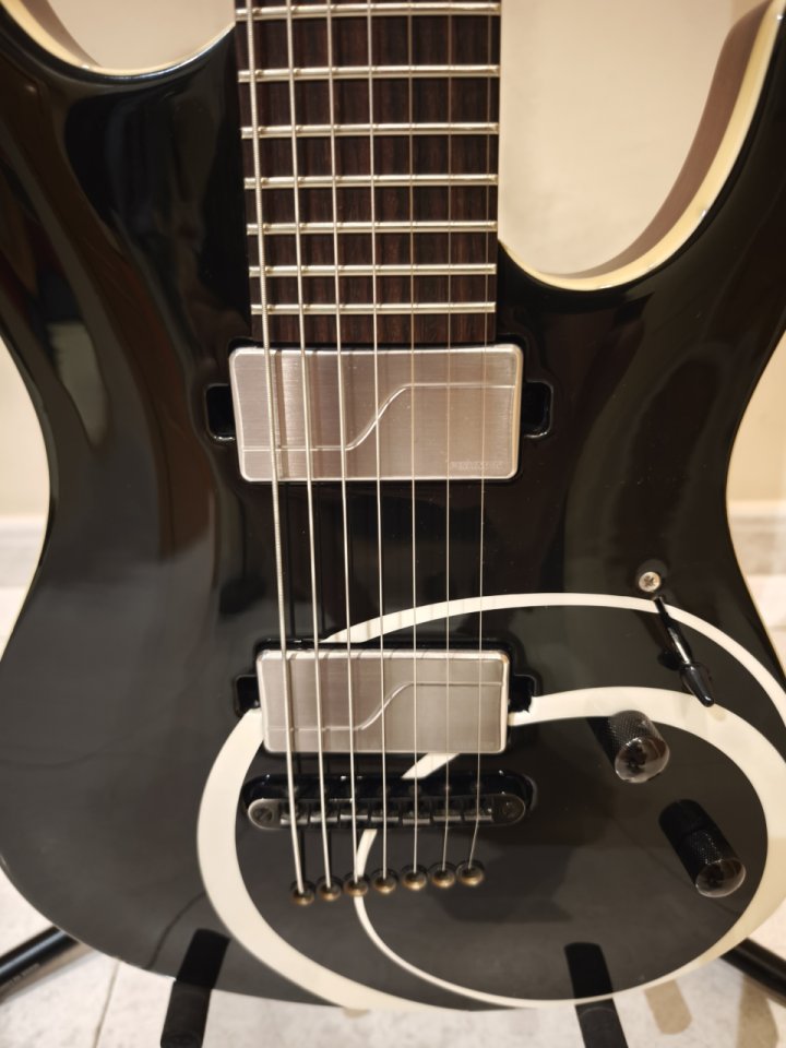 Mayones Setius 7 cuerdas Textures Edición Limitada de segunda mano · Foto 5 de 9 · Toledo · 1600 €