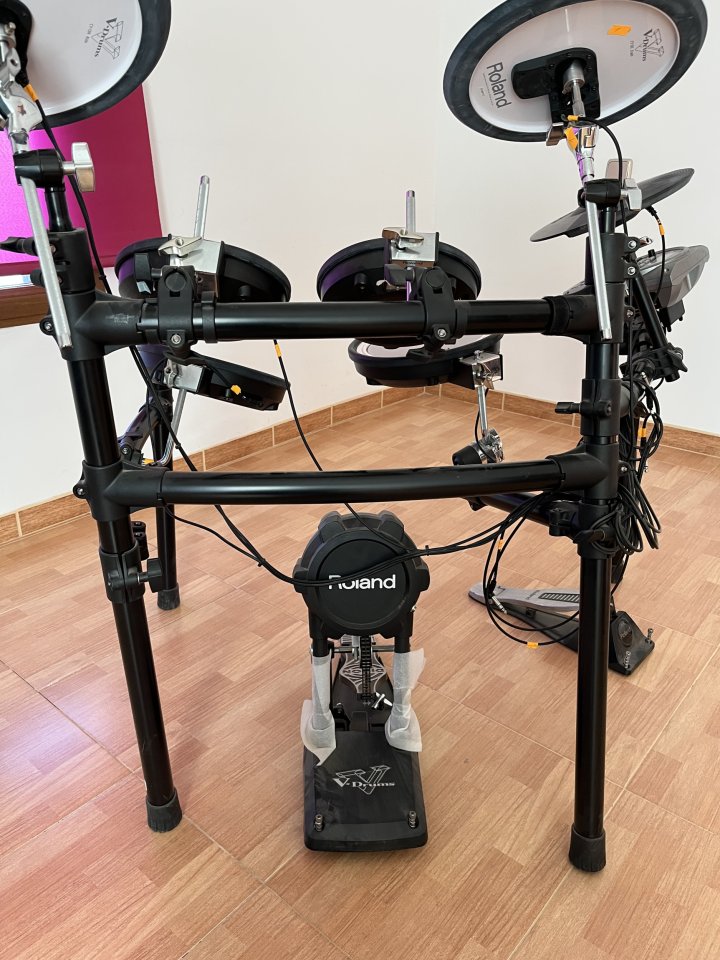 Batería electrónica Roland TD15 V-Drums