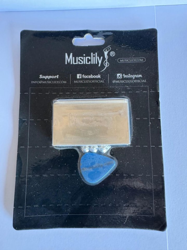 Bloque de latón Musiclily para Tremolo PRECINTADO - Solo Venta, NO Cambios
