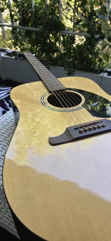 Fender Acústica de segunda mano · Foto 10 de 10 · Madrid · 90 €
