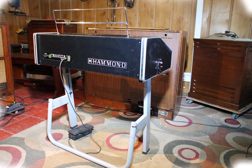 HAMMOND B-250