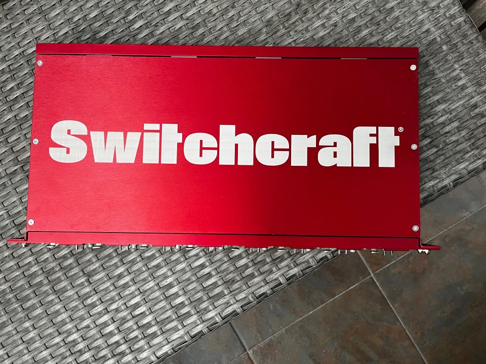 Switchcraft RMAS 8, splitter micro / línea 8 canal