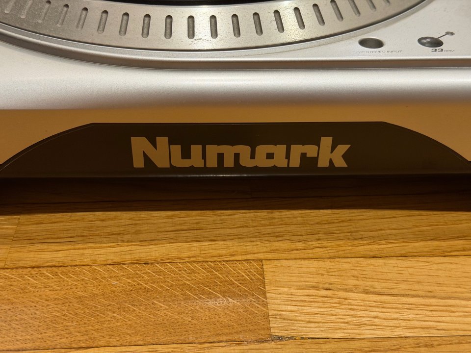 Tocadiscos Numark TT USB de segunda mano · Foto 3 de 6 · A Coruña · 100 €