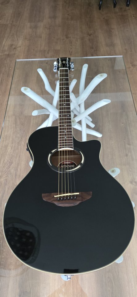 Yamaha Electroacústica de segunda mano · Foto 2 de 10 · Madrid · 175 €