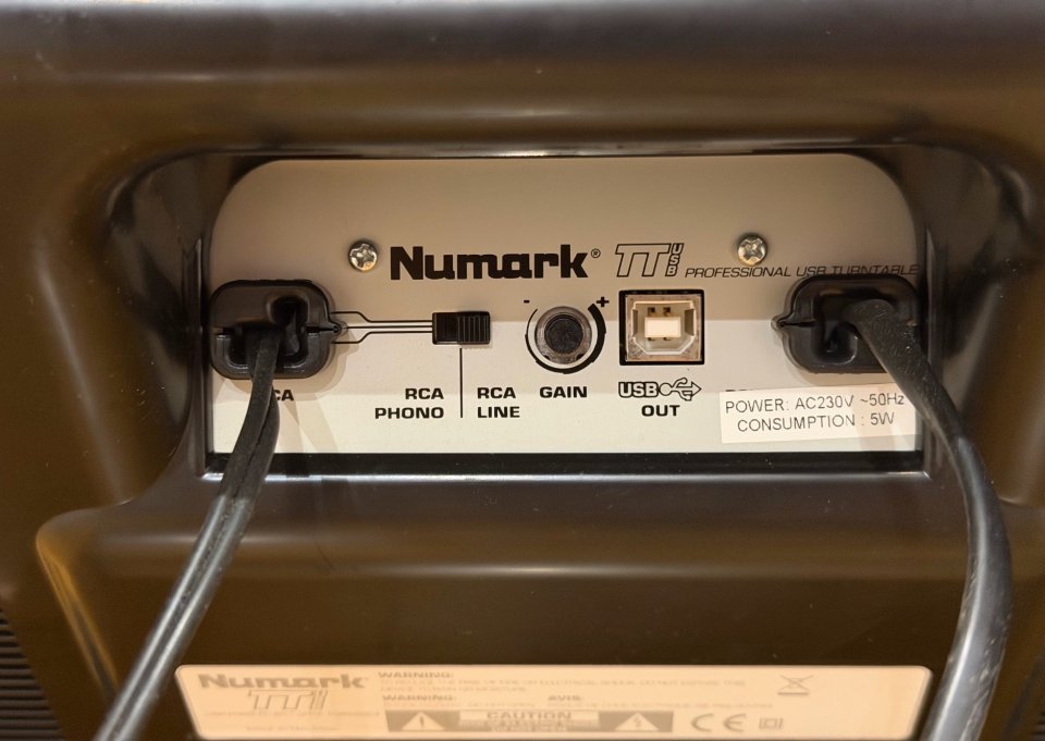 Tocadiscos Numark TT USB de segunda mano · Foto 5 de 6 · A Coruña · 100 €