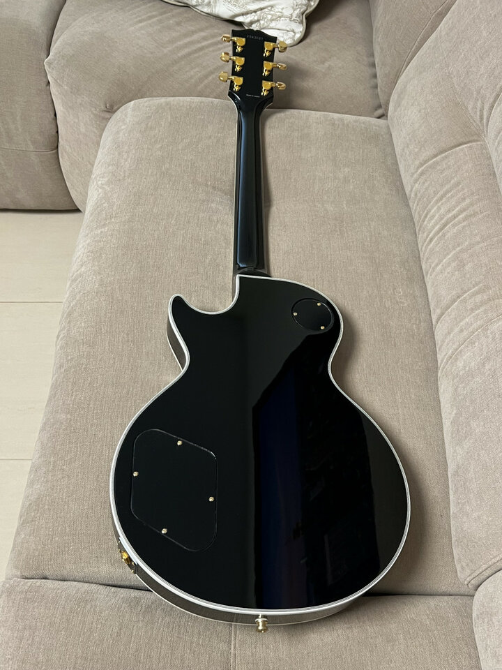 Guitarra Tokai LC230S Black Beauty de segunda mano · Foto 4 de 10 · Madrid · 2150 €