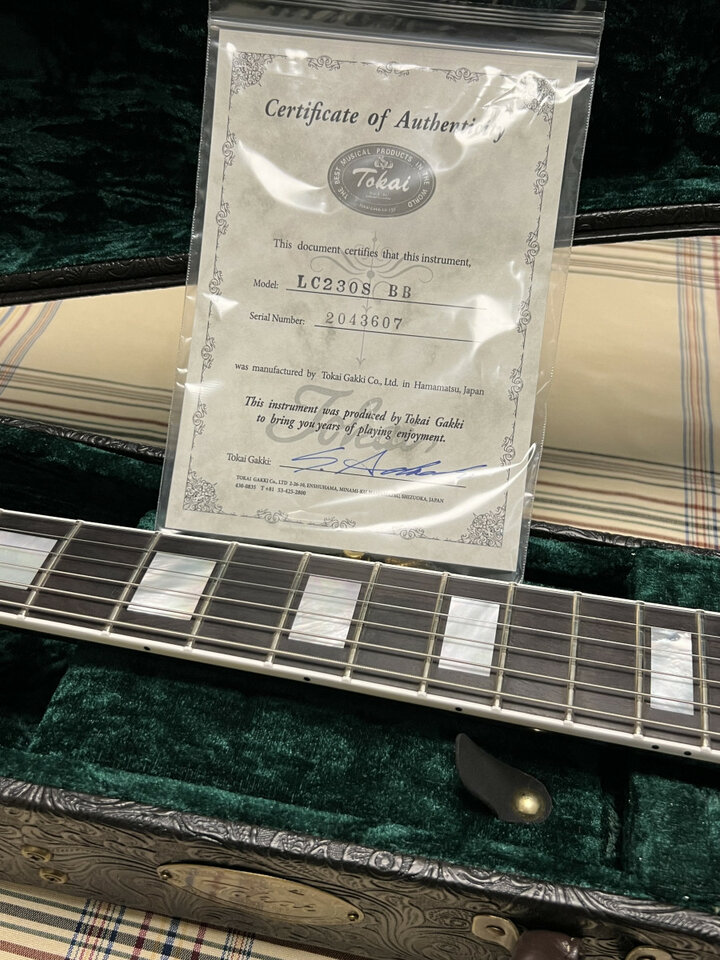 Guitarra Tokai LC230S Black Beauty de segunda mano · Foto 5 de 10 · Madrid · 2150 €