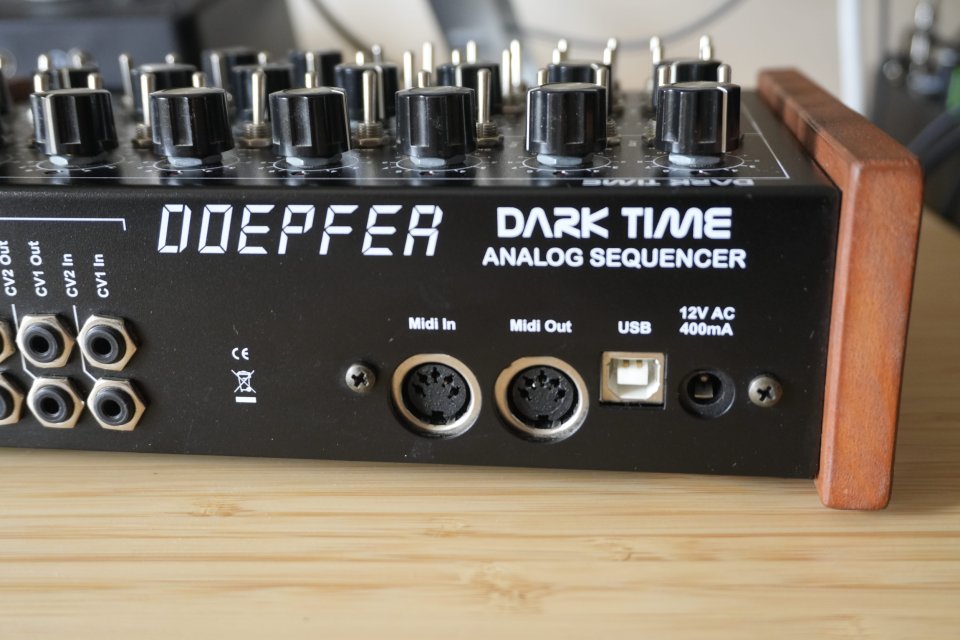 Secuenciador analógico Doepfer Dark Time de segunda mano · Foto 9 de 10 · Madrid · 320 €