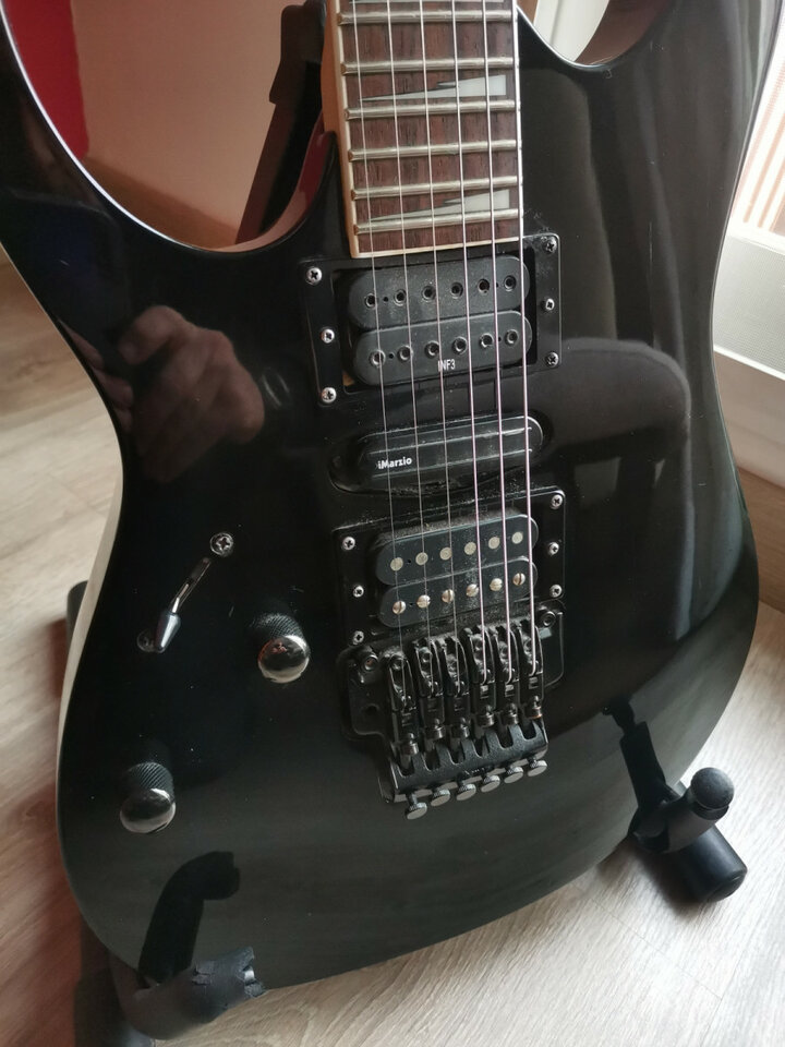 Guitarra zurda Ibanez RG370DXL