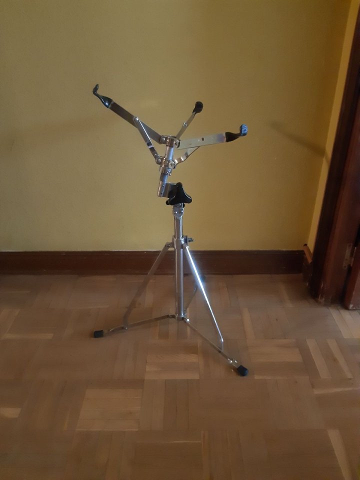 Pie de Caja Ludwig Vintage de segunda mano · Foto 1 de 2 · Madrid · 65 €