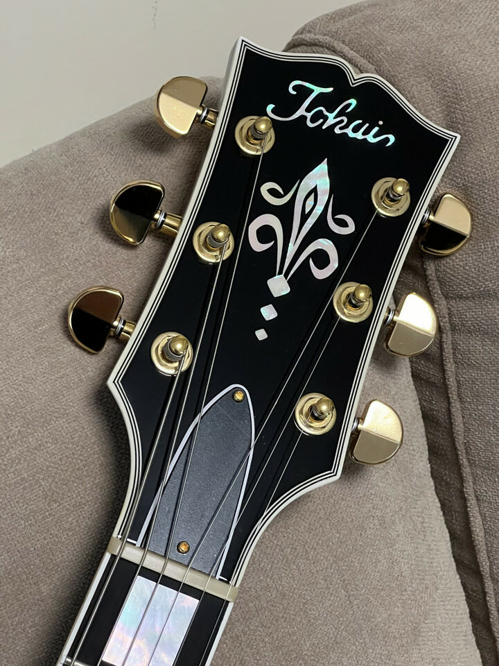 Guitarra Tokai LC230S Black Beauty de segunda mano · Foto 8 de 10 · Madrid · 2150 €