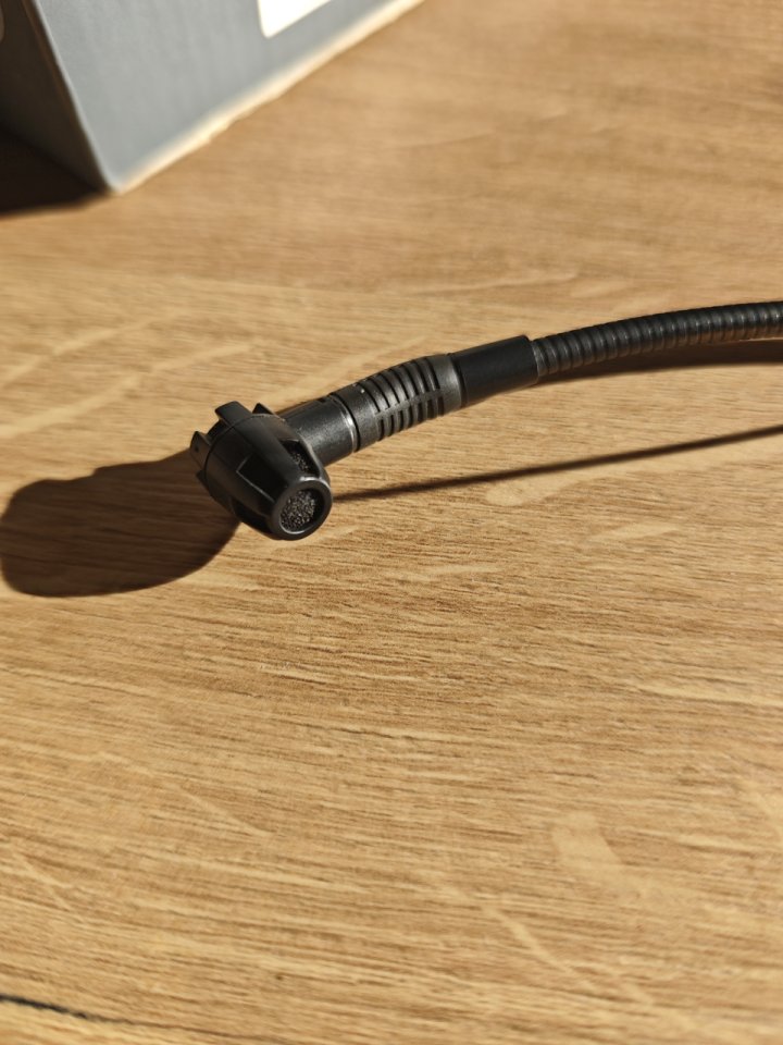 Micrófono AKG 520L diadema + MiniXLR-XLR de segunda mano · Foto 3 de 6 · Barcelona · 120 €