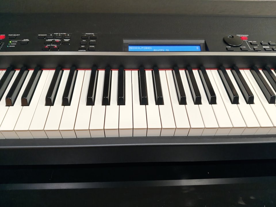 Yamaha CP4 como nuevo. Com funda original +75€