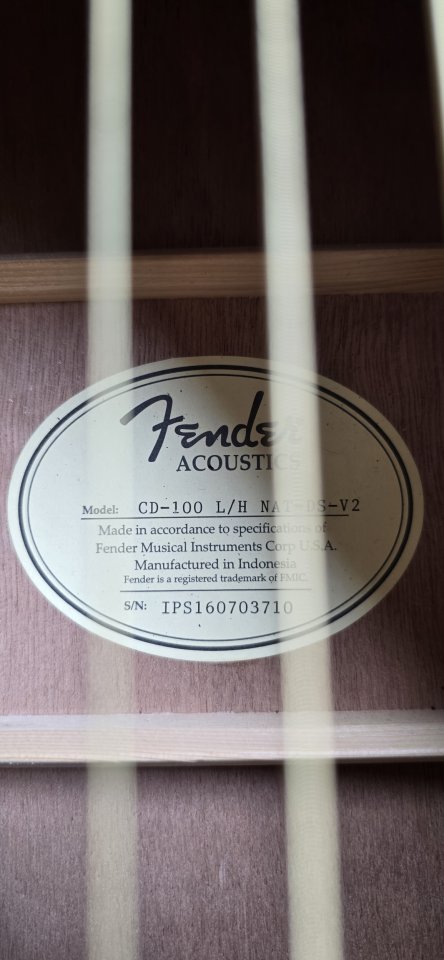 Guitarra Acústica Fender de segunda mano · Foto 3 de 10 · Madrid · 169 €
