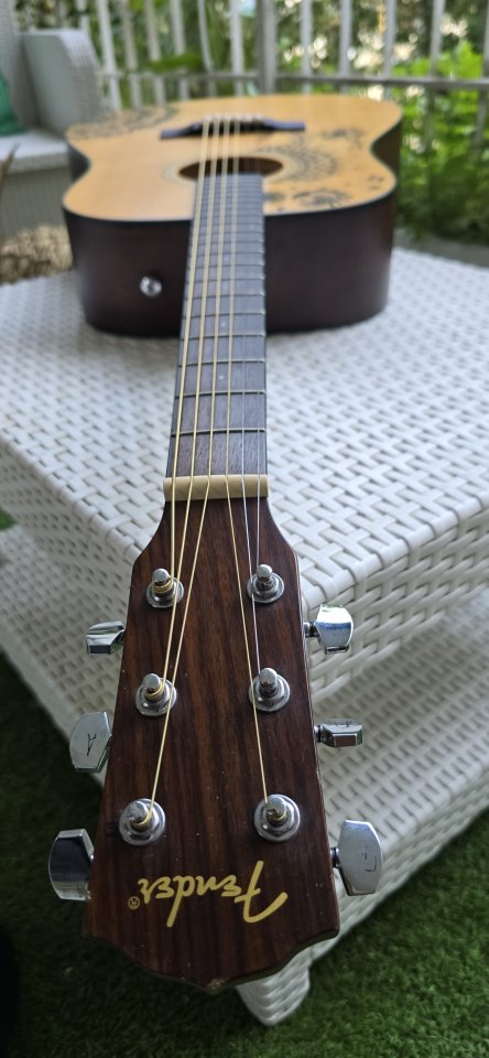 Guitarra Acústica Fender de segunda mano · Foto 4 de 10 · Madrid · 169 €