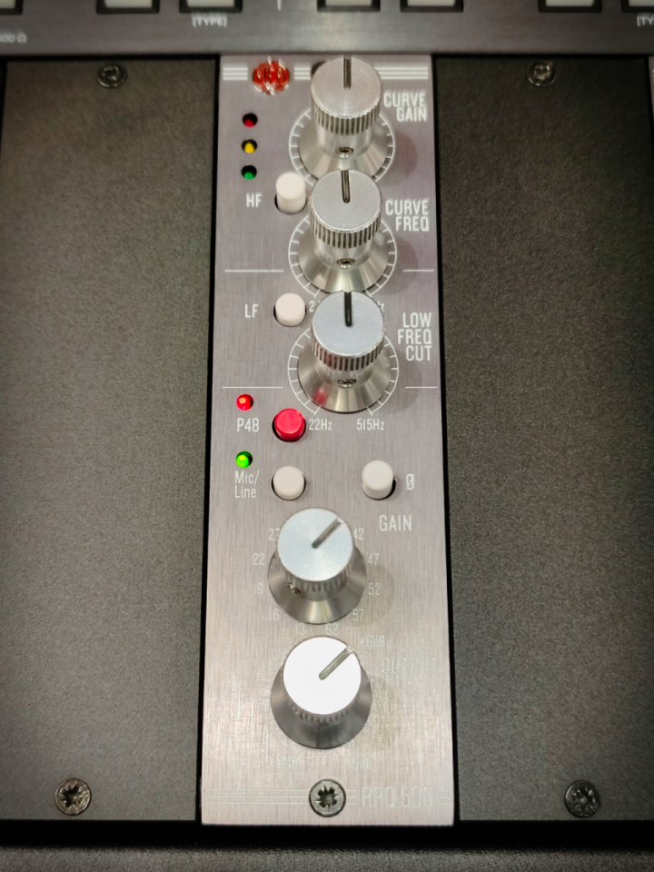 Previos de micro AEA y rack serie 500.