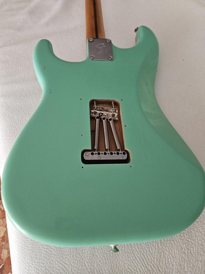 Fender stratocaster player 75th muy mejorada de segunda mano · Foto 5 de 5 · Valencia