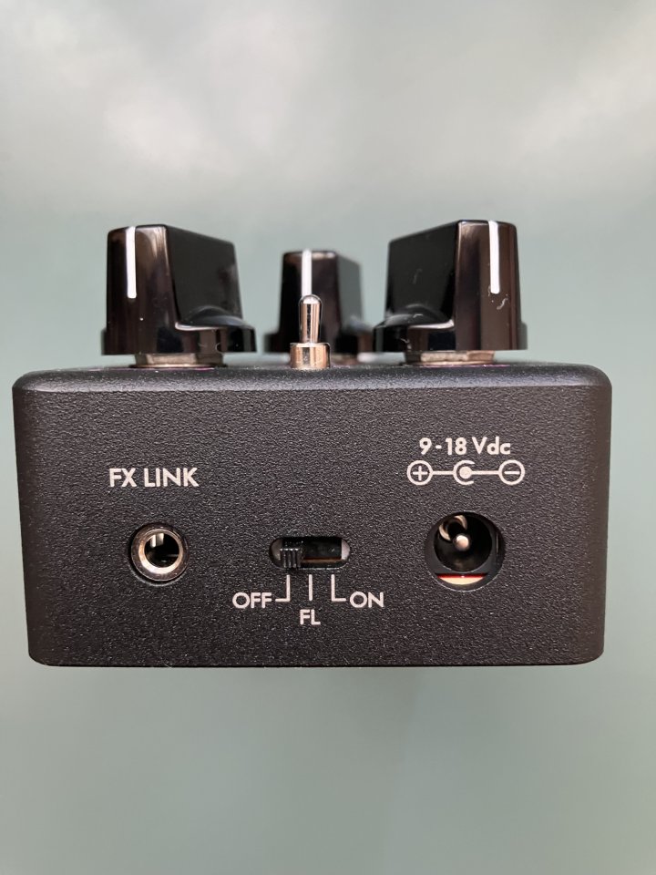 Suhr Riot Limited Black Edition