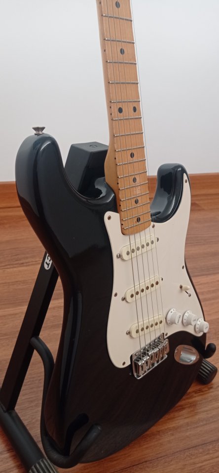 Guitarra eléctrica Fairmont Japón años 80 de segunda mano · Foto 1 de 2 · Cuenca · 180 €