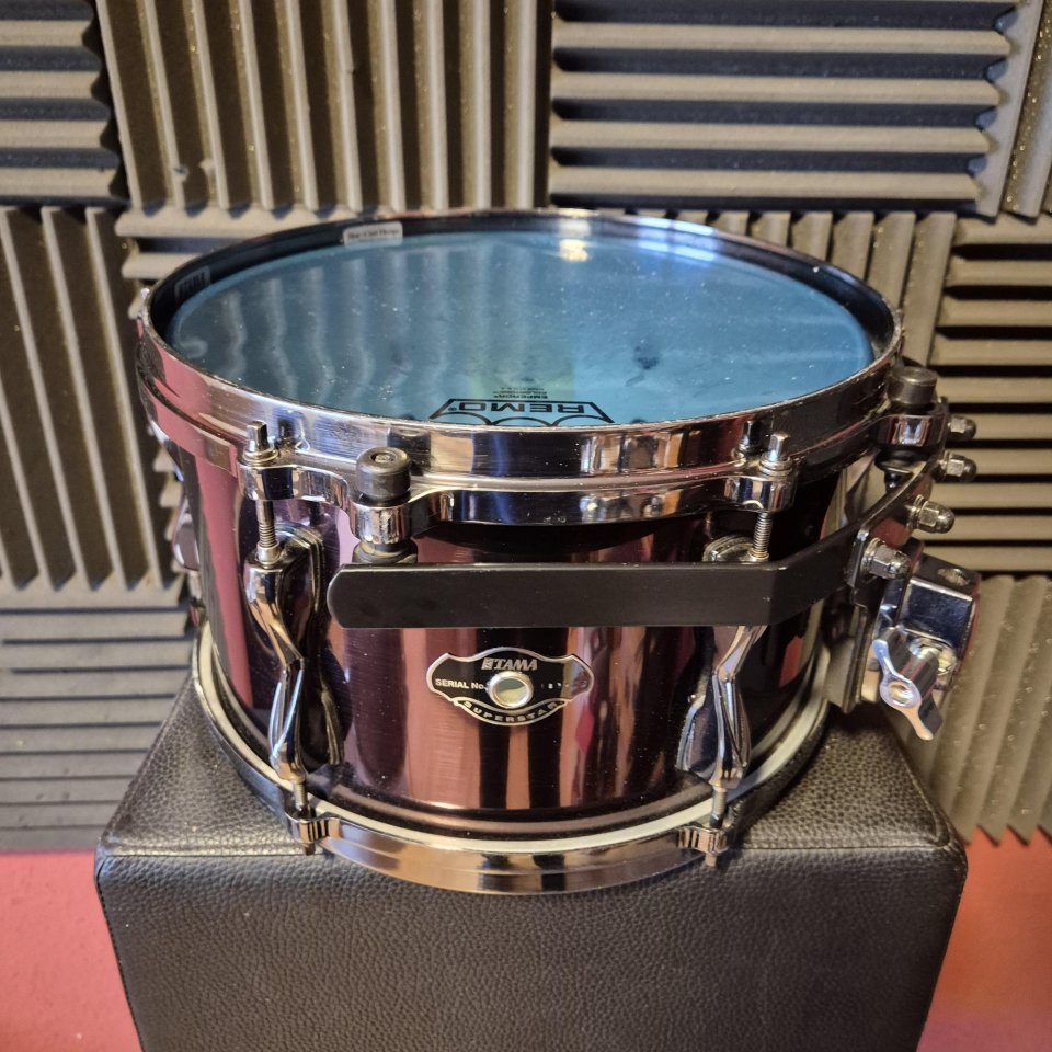 Batería TAMA Superstar Hyperdrive 24" 12" 16" de segunda mano · Foto 8 de 9 · Cantabria · 695 €