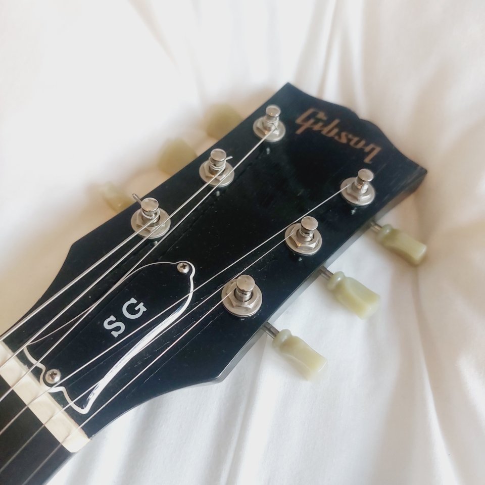 Gibson SG Special Ebony 1993 de segunda mano · Foto 2 de 8 · Sevilla · 1200 €