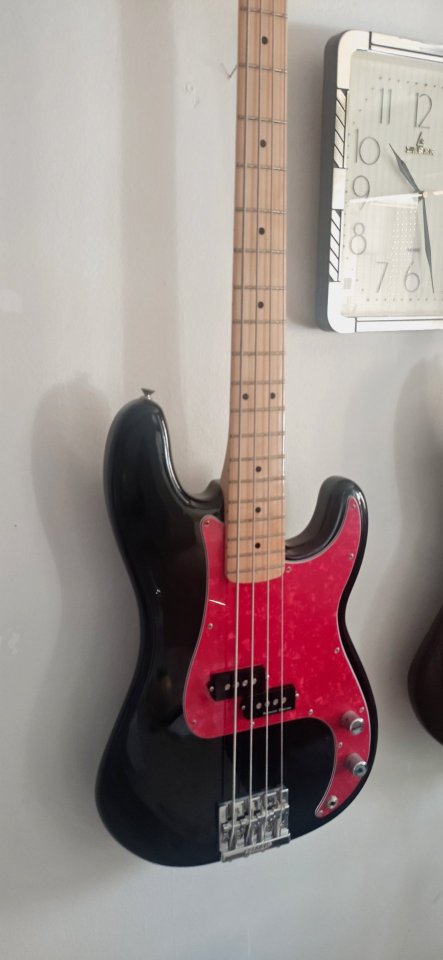 Fender Precisión de segunda mano · Foto 2 de 10 · Barcelona · 580 €