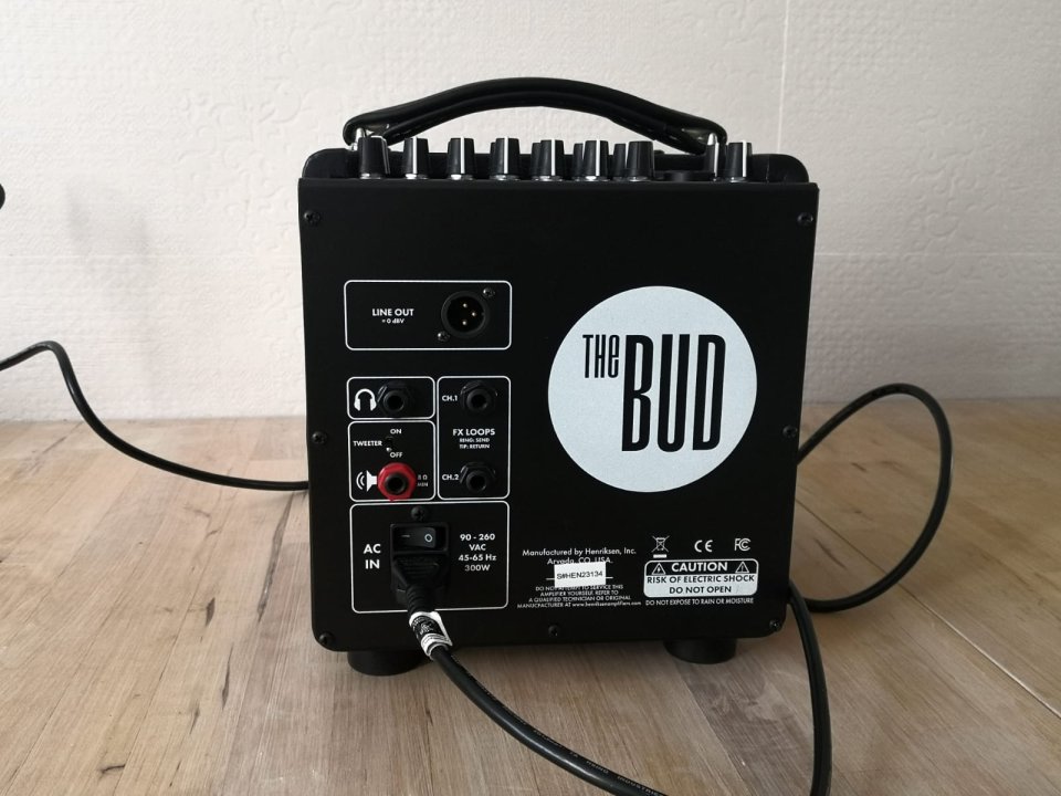 Ampli Henriksen The BUD SIX - mint / con garantía