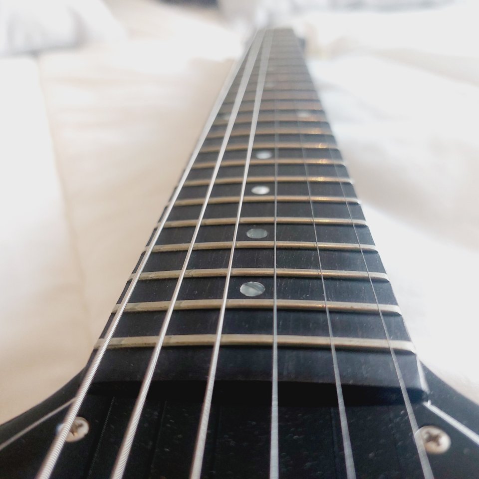 Gibson SG Special Ebony 1993 de segunda mano · Foto 3 de 8 · Sevilla · 1200 €