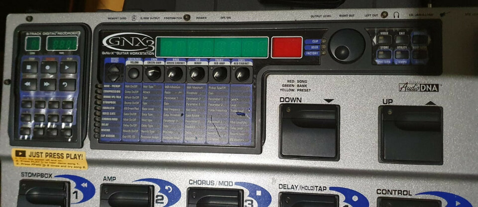 Pedalera DigiTech GNX3 Guitar Workstation