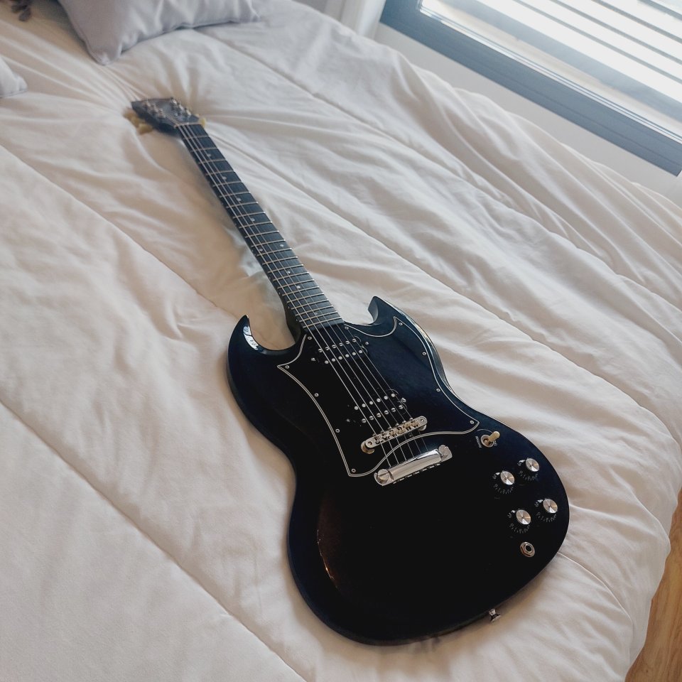 Gibson SG Special Ebony 1993 de segunda mano · Foto 4 de 8 · Sevilla · 1200 €