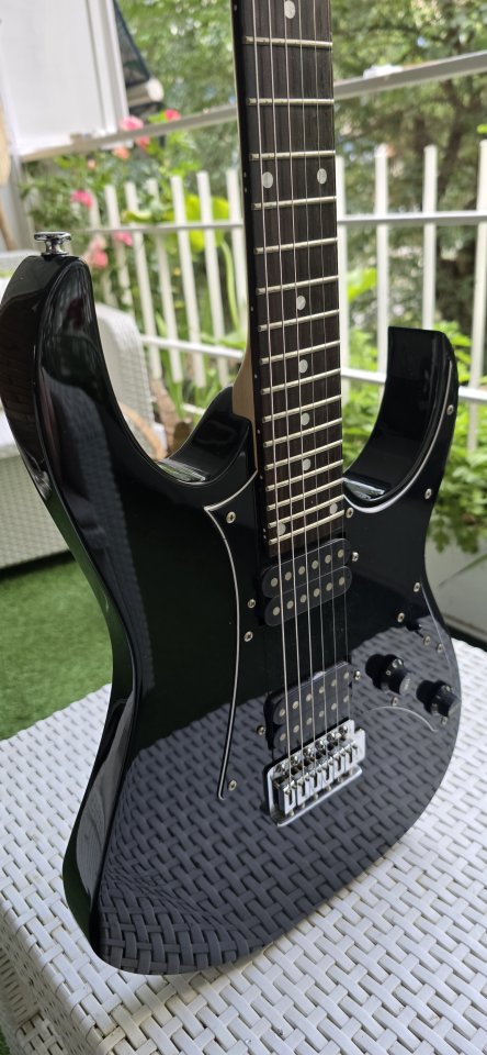 Guitarra Eléctrica Ibanez de segunda mano · Foto 9 de 10 · Madrid · 150 €