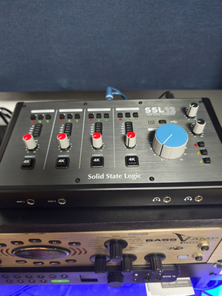 Interfaz de Audio Ssl 12 de segunda mano · Foto 1 de 3 · Las Palmas · 295 €