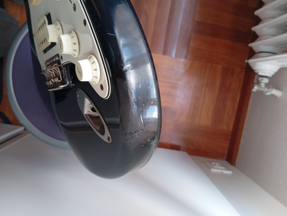 Squier stratocaster made in japan de segunda mano · Foto 5 de 5 · Burgos · 365 €